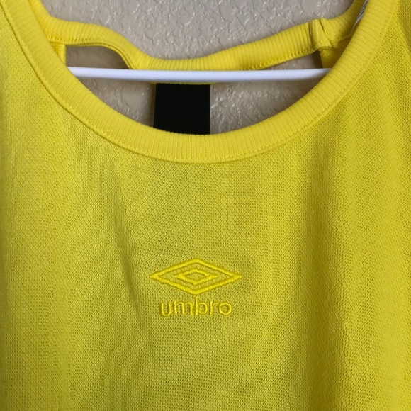 Umbro Premier Yellow Open Back Sweater - Picture 3 of 4